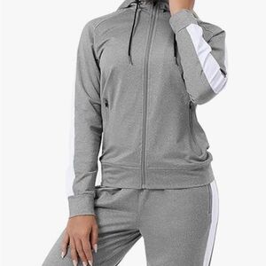 NWT Tezo Medium Grey Silver White Lightweight Full Zip Spring Fall Casual Hoodie